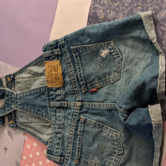 🧁 Levi's size 4 shortalls 100% cotton super cute - Picture 5 of 8